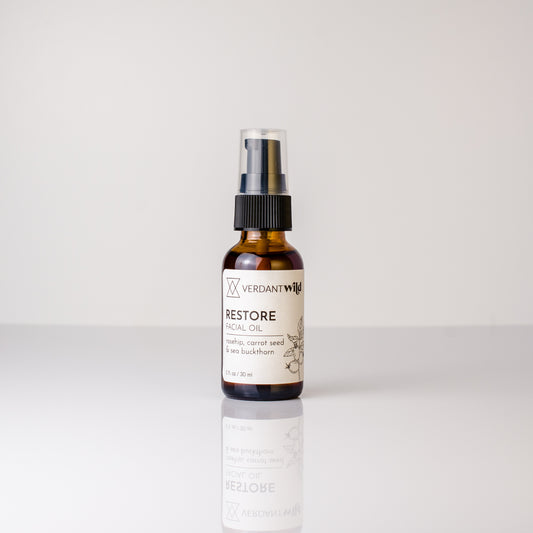 restoring facial oil with rose hip, sea buckthorn and carrot seed